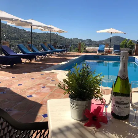 ベッド・アンド・ブレックファスト B&B Villa Archez 4*