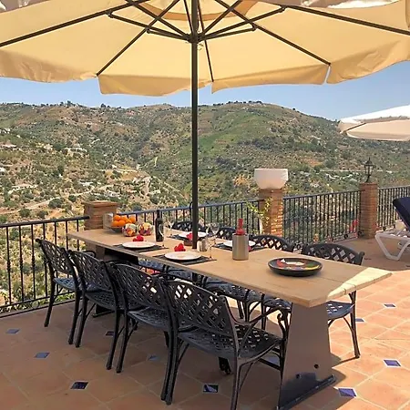 B&B Villa Archez Bed & Breakfast 4*